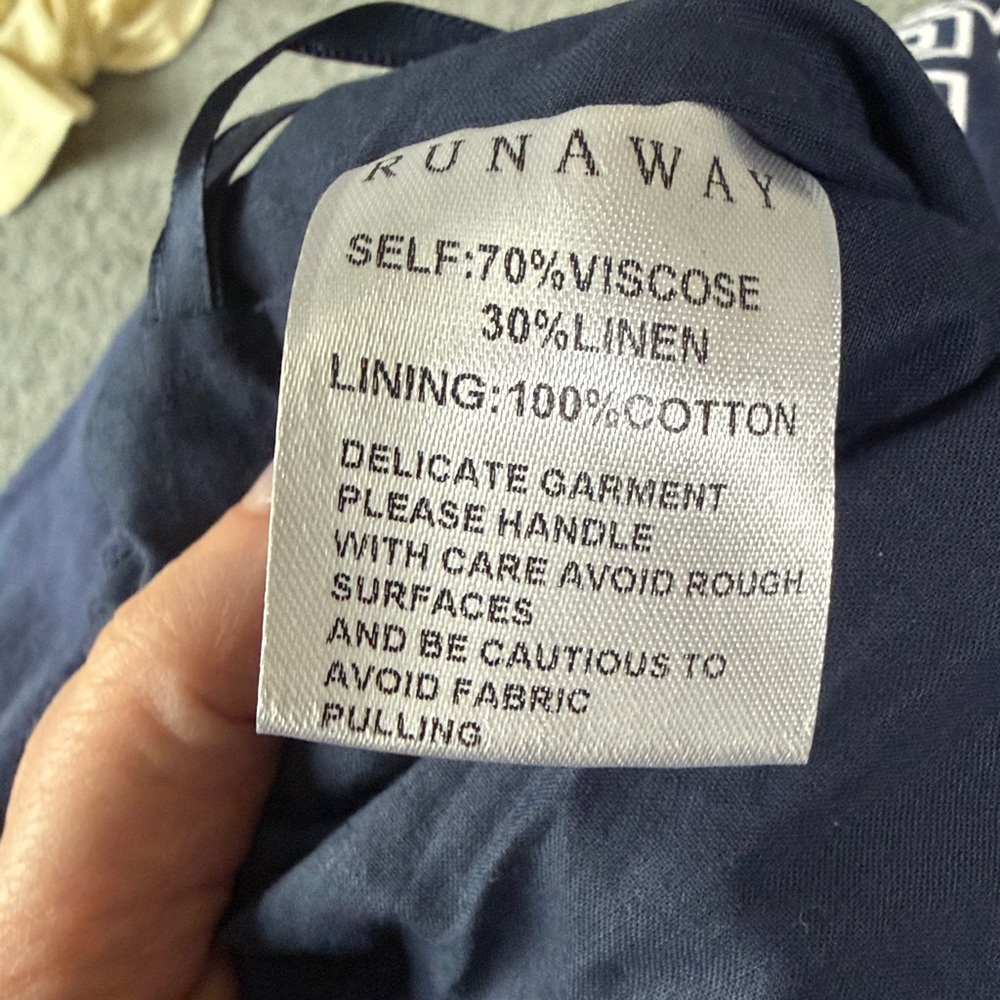 Linen Jacob Short - Picture 4 of 4